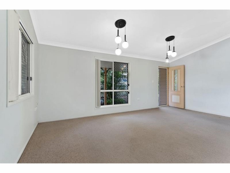 26 Knutsford Street, Wandal QLD 4700